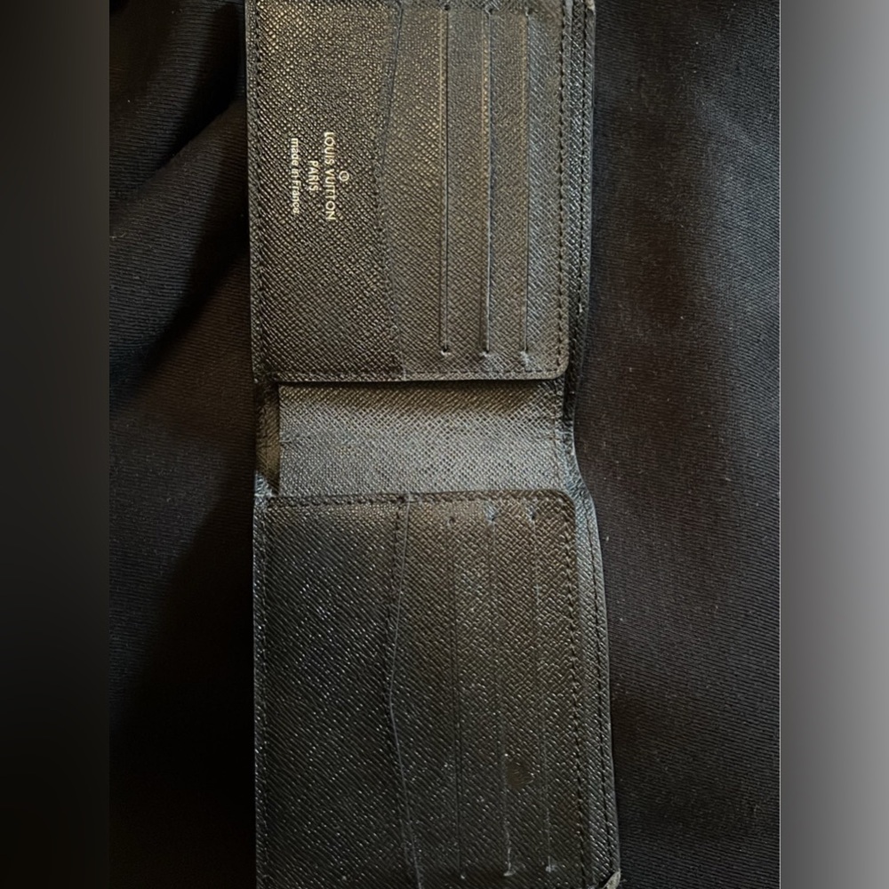 LOUIS VUITTON WALLET - Picture 3 of 10